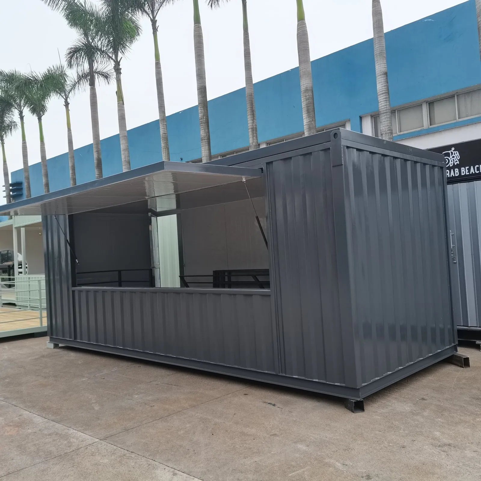 Container bar unit exterior